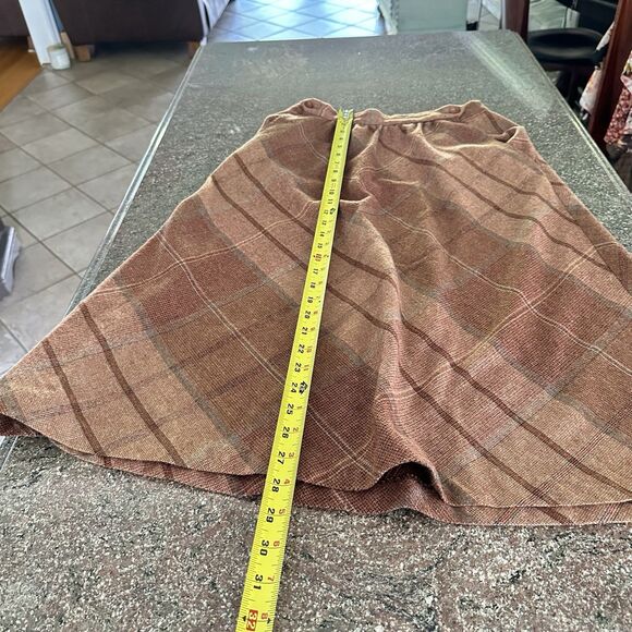 vintage tan Tartan   Wool Blend Skirt Size 9 Petite pockets 70’s - Picture 12 of 14
